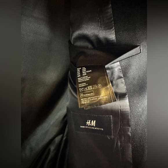 H&M Black Skinny Fit Suit - Picture 3 of 8